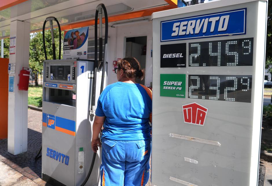 Bencinska črpalka v Italiji | Avtor: Profimedia