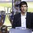 Raul Real Madrid Santiago Bernabeu pokal trofeje trofeja slovo poslovilna