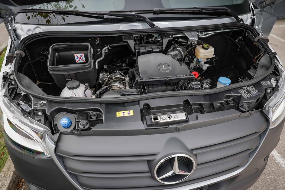 Mercedes Benz Sprinter