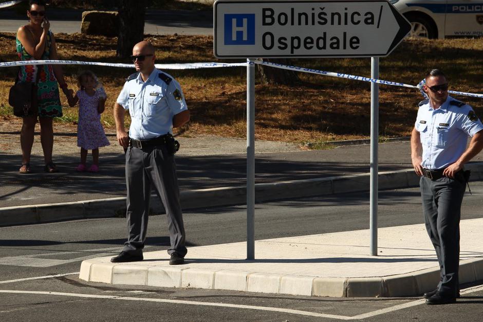 streljanje Izola bolnišnica | Avtor: Dare Čekeliš