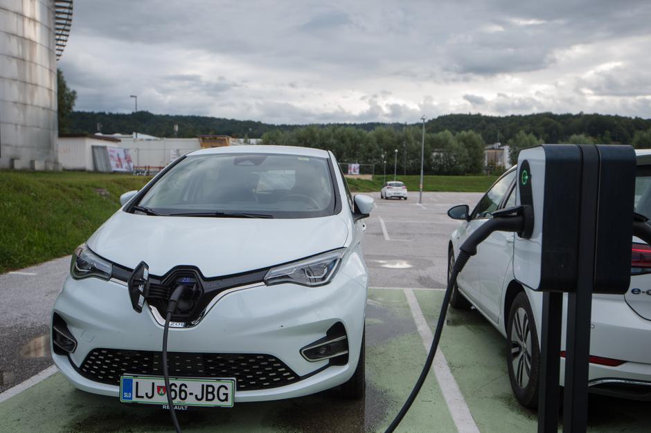  | Avtor: Anže Petkovšek