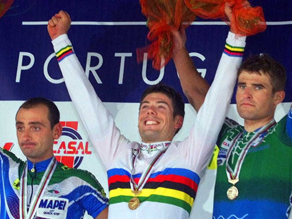 Andrej Hauptman (desno) je leta 2001 v Lizboni na svetovnem prvenstvu zasedel tr