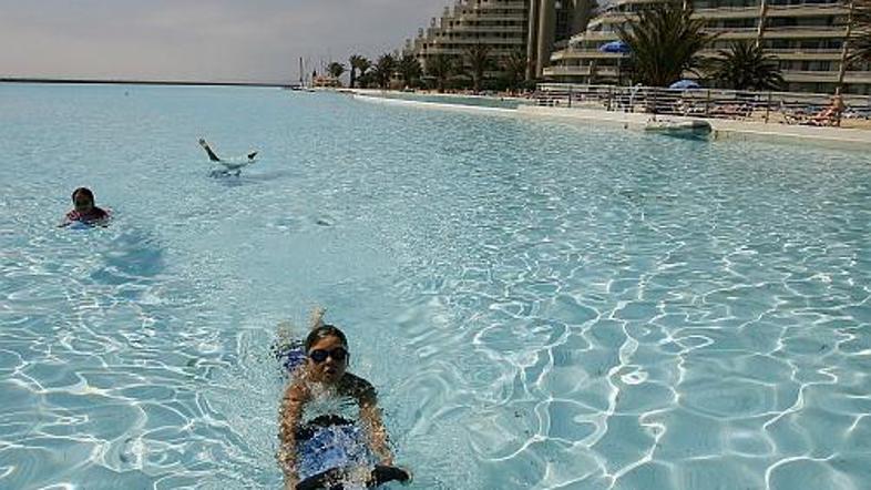 Največji bazen na svetu je v Čilu. A kako dolgo še?