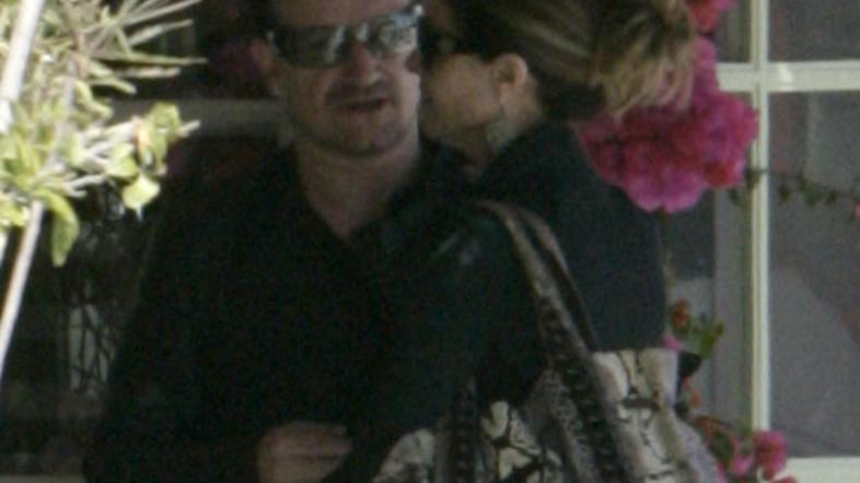 Maria Shriver, Bono Vox