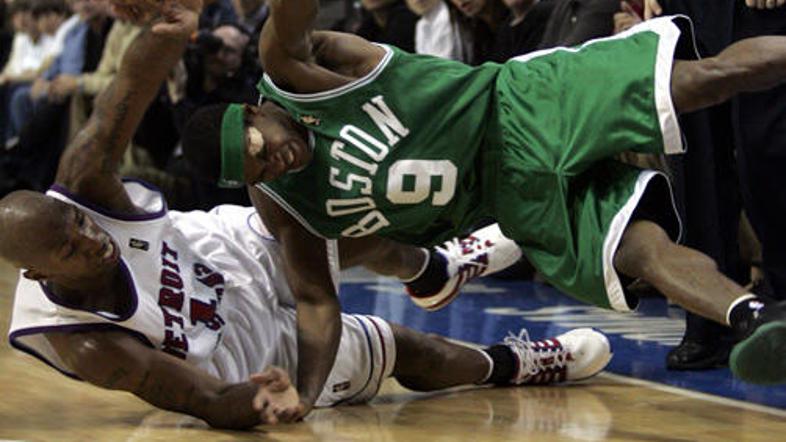 Obračun dveh najuspešnejših ekip letošnje sezone Detroita in Bostona je odlikova