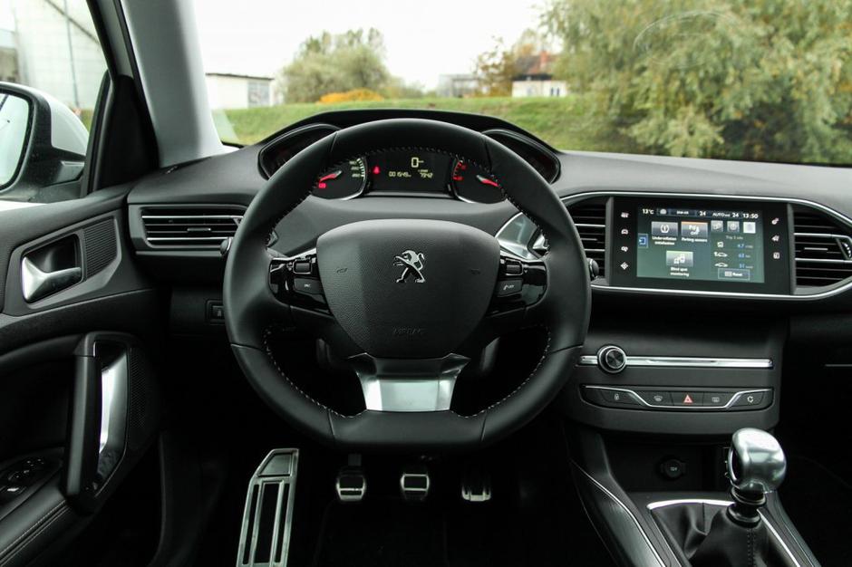 Veliki primerjalni test družinskih karavanov | Avtor: Gašper Pirman/Avtomobilizem.com