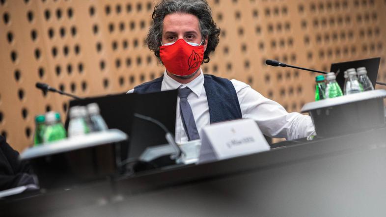 Mario Fafangel, epidemiolog