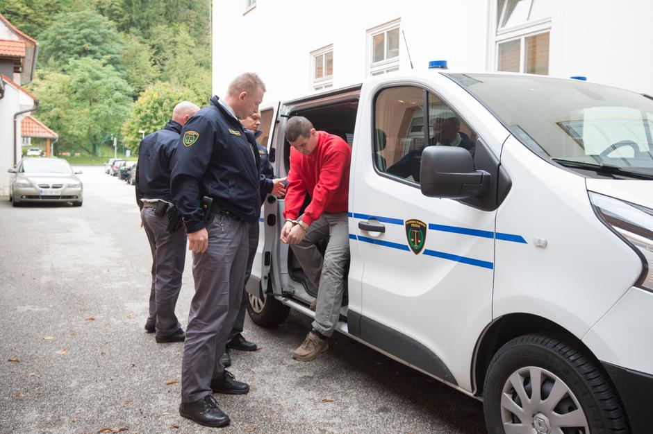 Facebook umor | Avtor: Anže Petkovšek