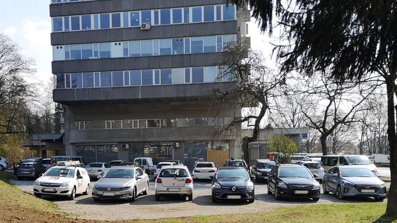 Škofja Loka, parkiranje