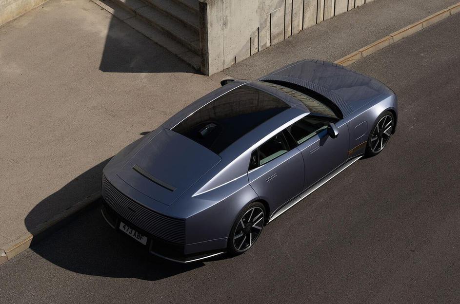 Jaguar type 01