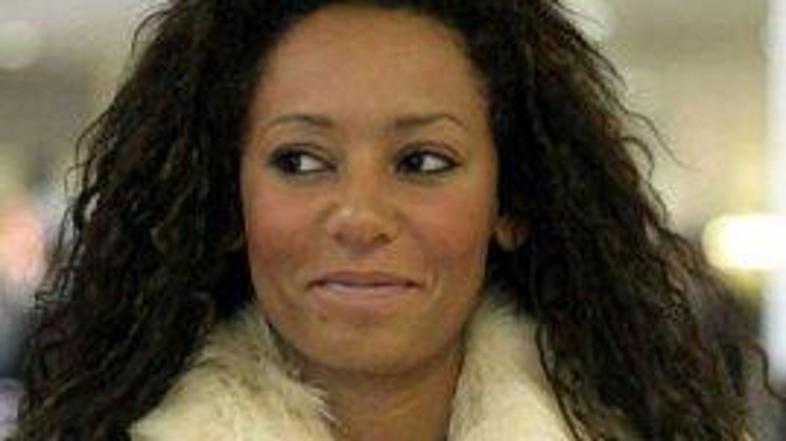 Melanie Brown bo voditeljica.