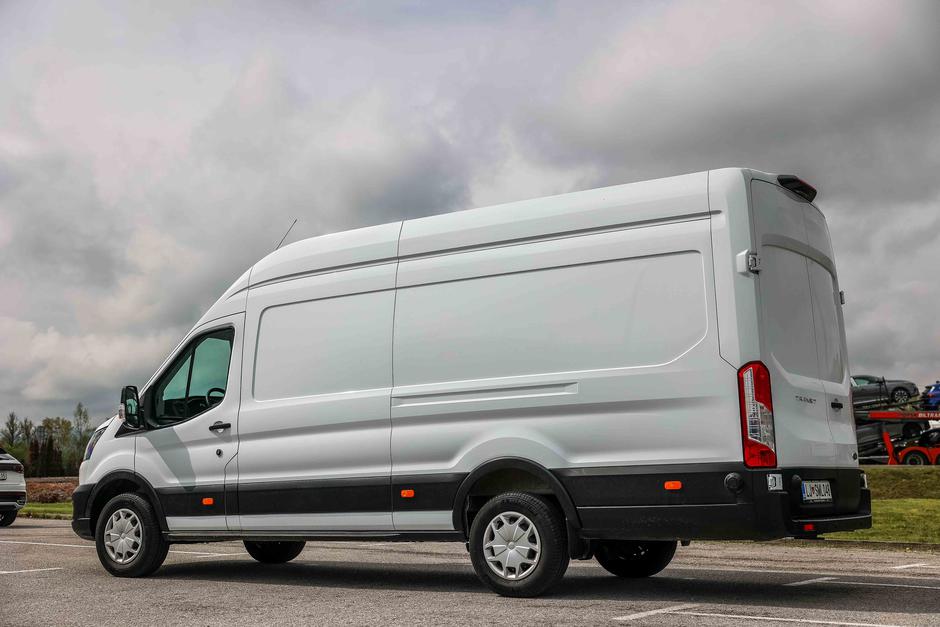 Ford Transit Furgon | Avtor: Saša Despot