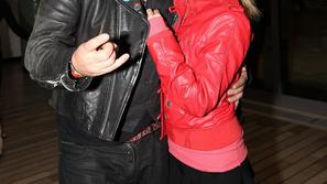 Goranu so pripisovali tudi zvezo z Majo Prašnikar (na fotografiji s fantom Makij