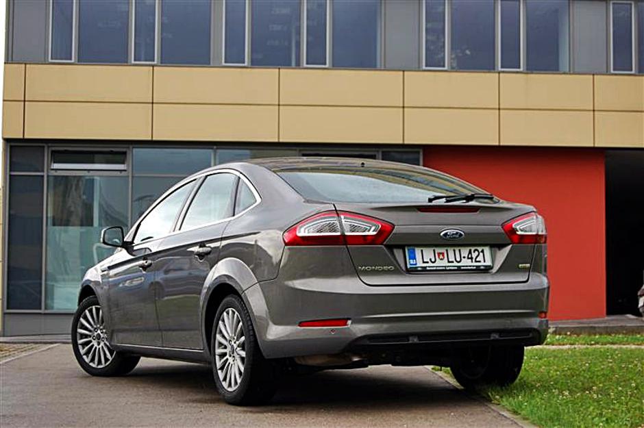 Ford mondeo titanium 2.0 TDCi 120 kW DPF 5v | Avtor: Gregor Prebil