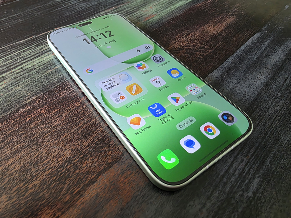 honor 600 lite | Avtor: D. J.