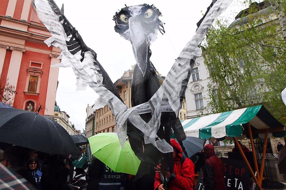 Koalicija proti tajnim sporazumom