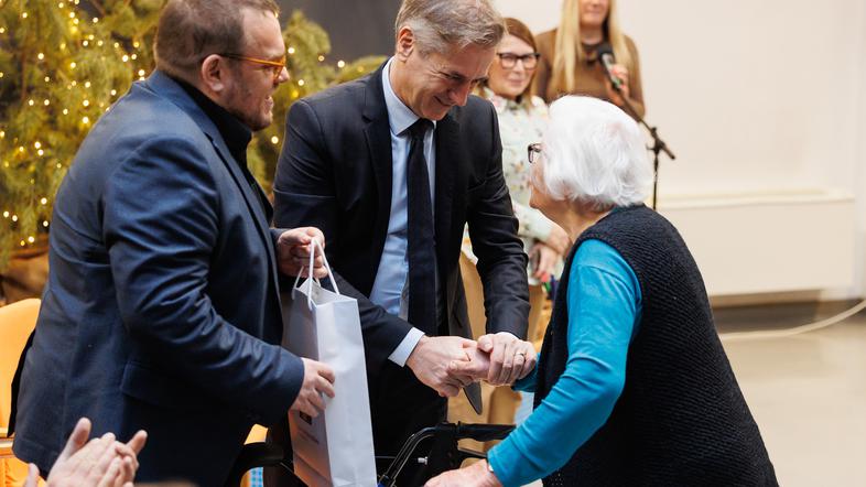 obisk predsednika vlade v DSO Ilirska Bistrica Robert Golob