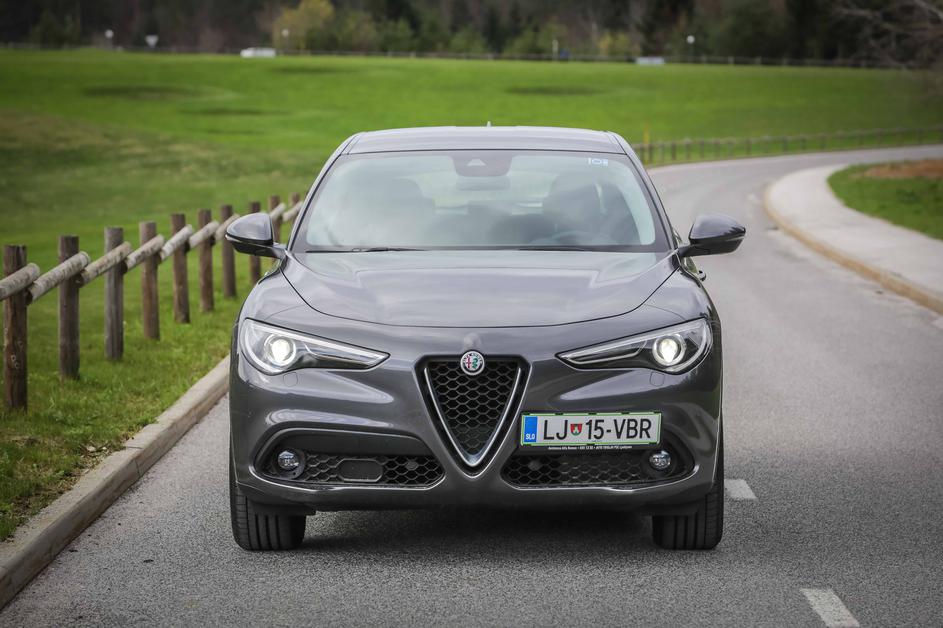Alfa romeo stelvio