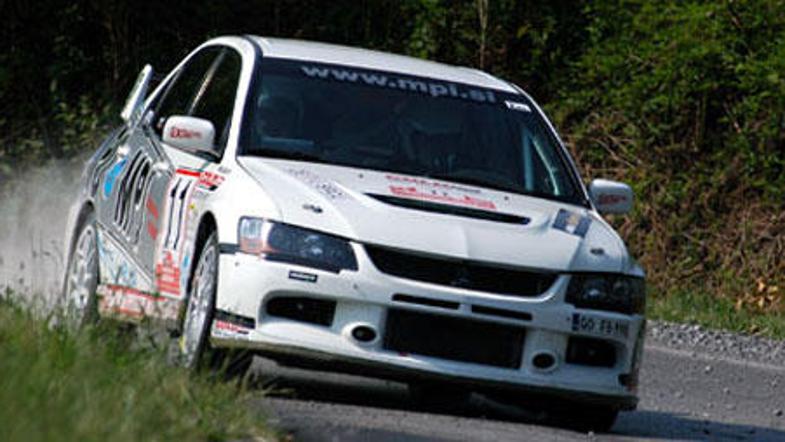 Darko Peljhan po prvem dnevu zaseda tretje mesto.