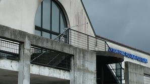 “Strinjam se, da moramo avtobusno postajo obnoviti, čeprav ni bistveno slabša od