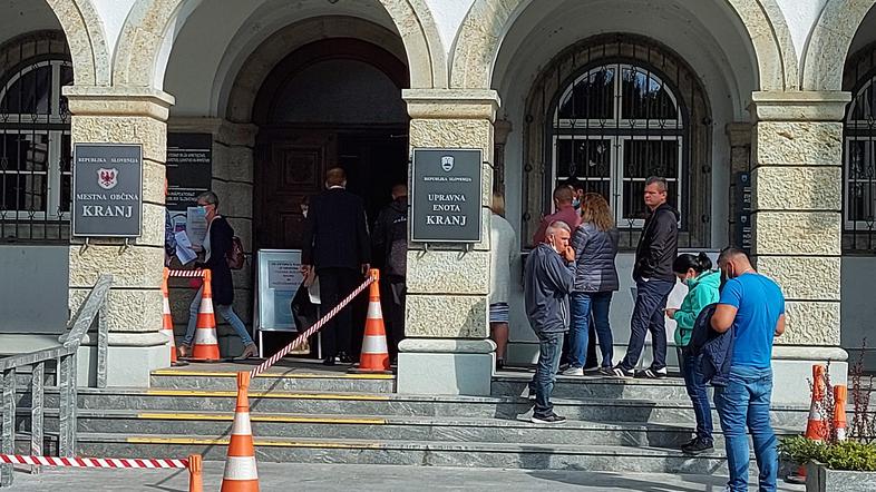 Upravna enota Kranj in Mestna občina Kranj sta v isti stavbi