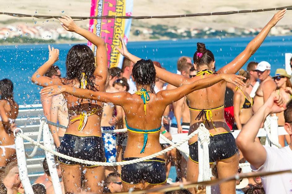 Sredina vročica v Papayi