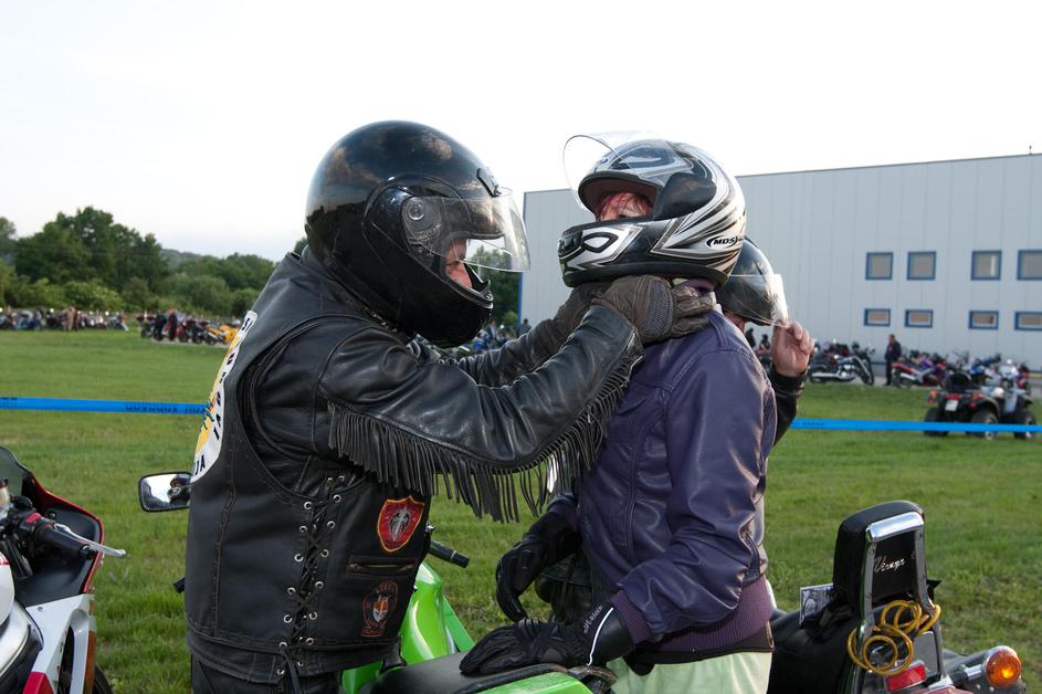 10. Moto zbor Samorogov