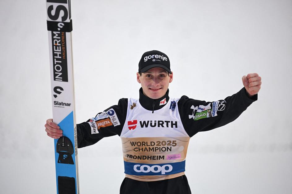 Domen Prevc, svetovni prvak v Trondheimu