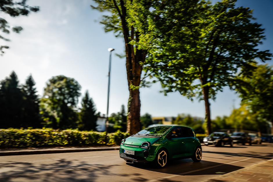 Predstavitev Renault twingo, R4 in R5 | Avtor: Saša Despot