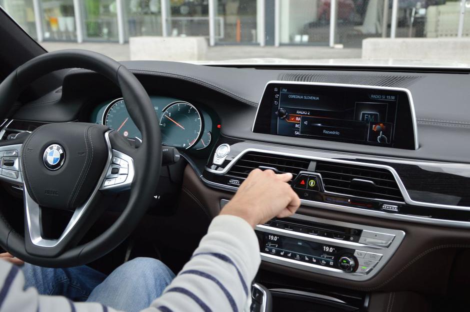 BMW 740 Ld | Avtor: Andrej Leban