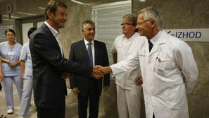 Začetek obnove hematologije smo si s šefom UKC Simonom Vrhuncem, direktorjem San