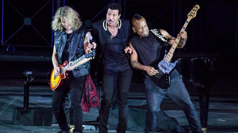 Lionel Richie, Ethan Farmer