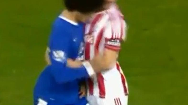 Marouane Fellaini headbutt