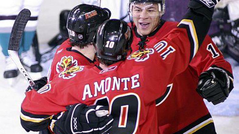 Jarome Iginla se je s soigralci veselil desete zmage v zadnjih petnajstih tekmah