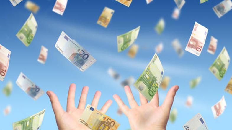 Po italijanskih zakonih je potrebno dokazovati poreklo denarja. Z nakupom loto l