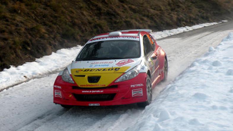 Andrej Jereb je reli IRC v Monte Carlu žal sklenil z okvaro motorja.