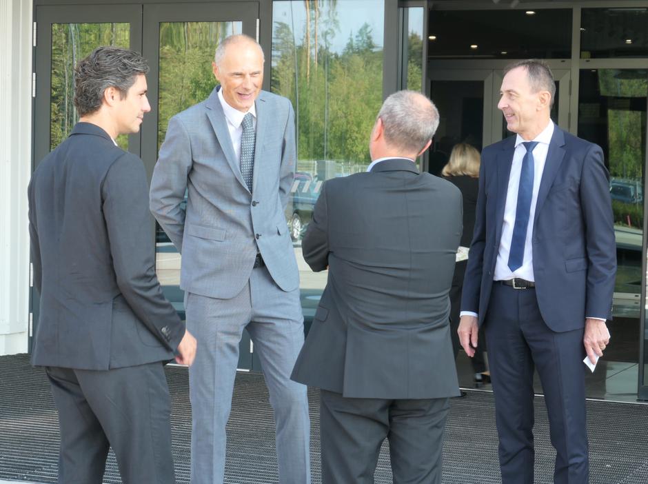 Robert Golob, srečanje ministrov s predstavniki avtomobilske industrije | Avtor: Matija_Janežič