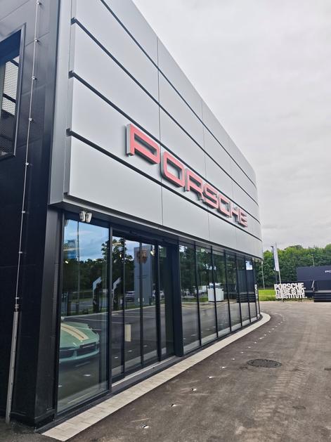 Novi Porsche Center Ljubljana