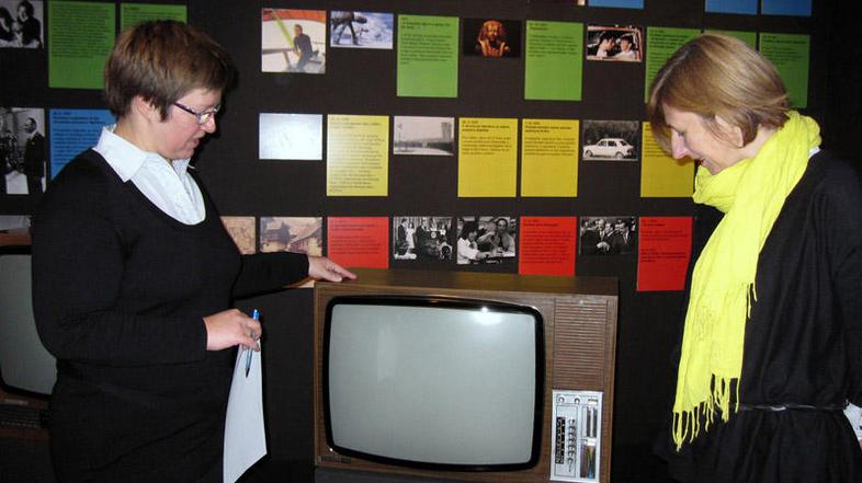 Vodstvo po razstavi Retro-vizija bo v muzeju NOB v ponedeljek ob 10. uri. (Foto: