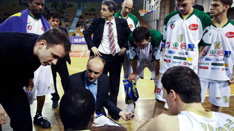 Jure Zdovc je svoje varovance popeljal do devete zmage v ligi NLB.