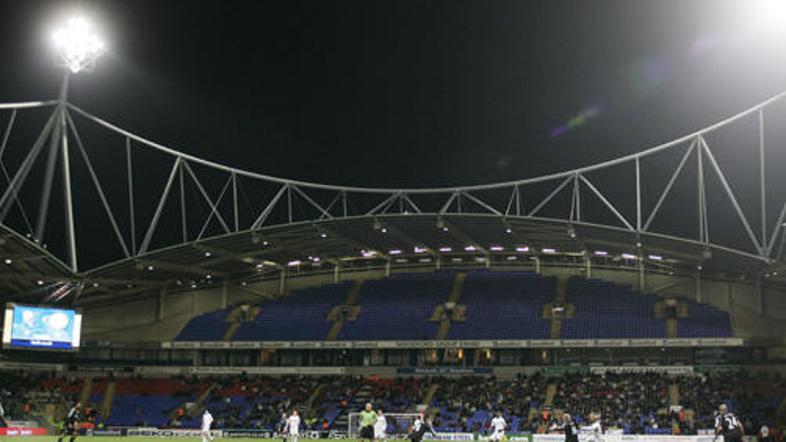 Na angleških stadionih se gleda najboljši nogomet na svetu.