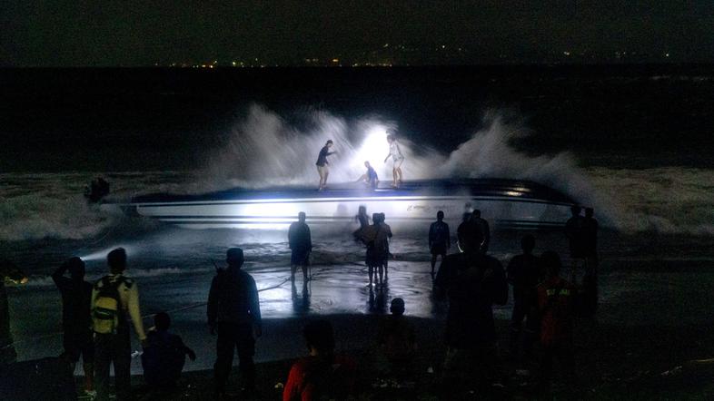 bali turistična ladja nesreča