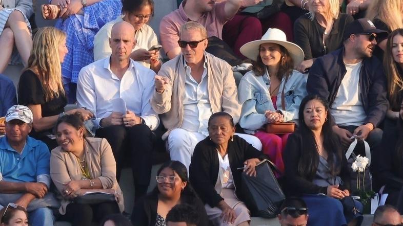 kevin costner, christine baumgartner