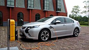 Opel ampera