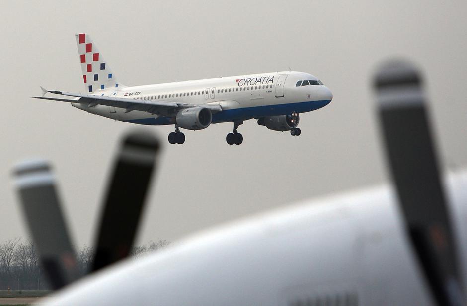 Slovenija 20.11.11, croatia airlines, avijon, letalo, foto:pixsell | Avtor: Pixsell