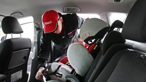 otroški sedež, avtosedež