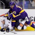 Anže Kopitar in soigralci ne najdejo poti iz rezultatske krize. (Foto: Reuters)