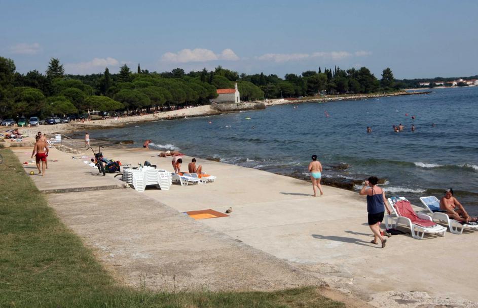 &lt;razno&gt; 14.07.09 obala, morje, plaza, ljudje, dopust, pocitnice, Hrvaska, 