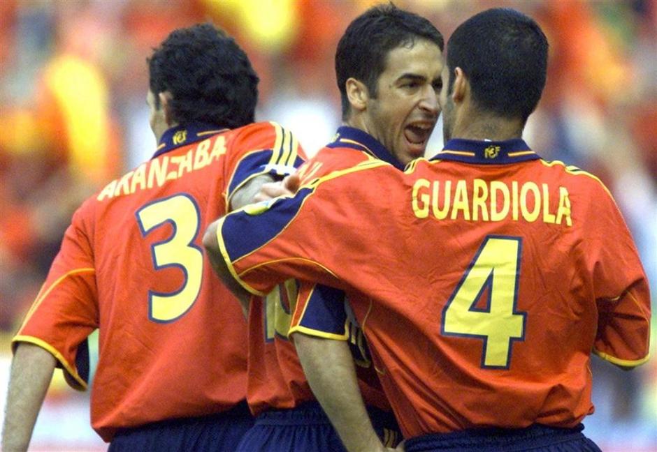 Guardiola Raul Španija Slovenija Euro 2000 Amsterdam | Avtor: EPA