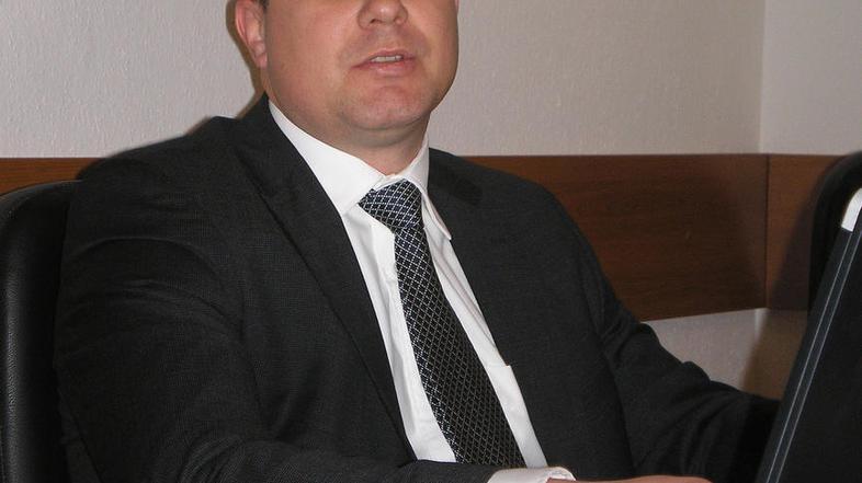 “Želimo si čim večji tržni delež, imajo pa uporabniki pravico, da sami izberejo 